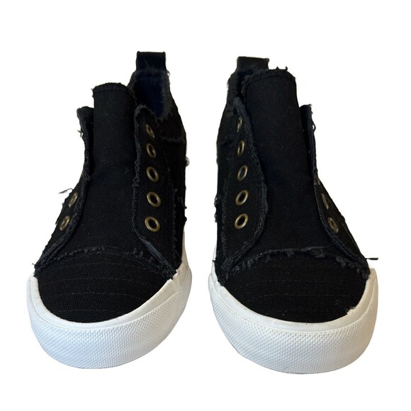 Yo Kii Bentley-30 Black Slip-On Sneakers Women’s 8 Distressed Canvas Casual Shoe - Picture 4 of 8